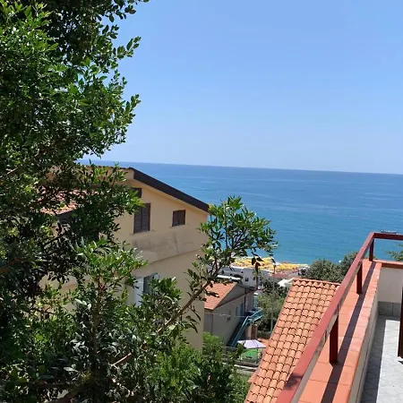 Con Terrazza Vista Mare Apartamento *